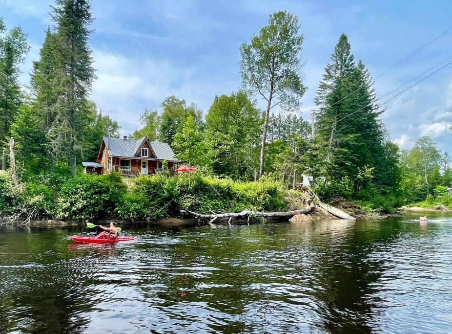 Chalet Riviere - Bord De Riviere - Romantique Saint-Alexis-des-Monts Exterior photo