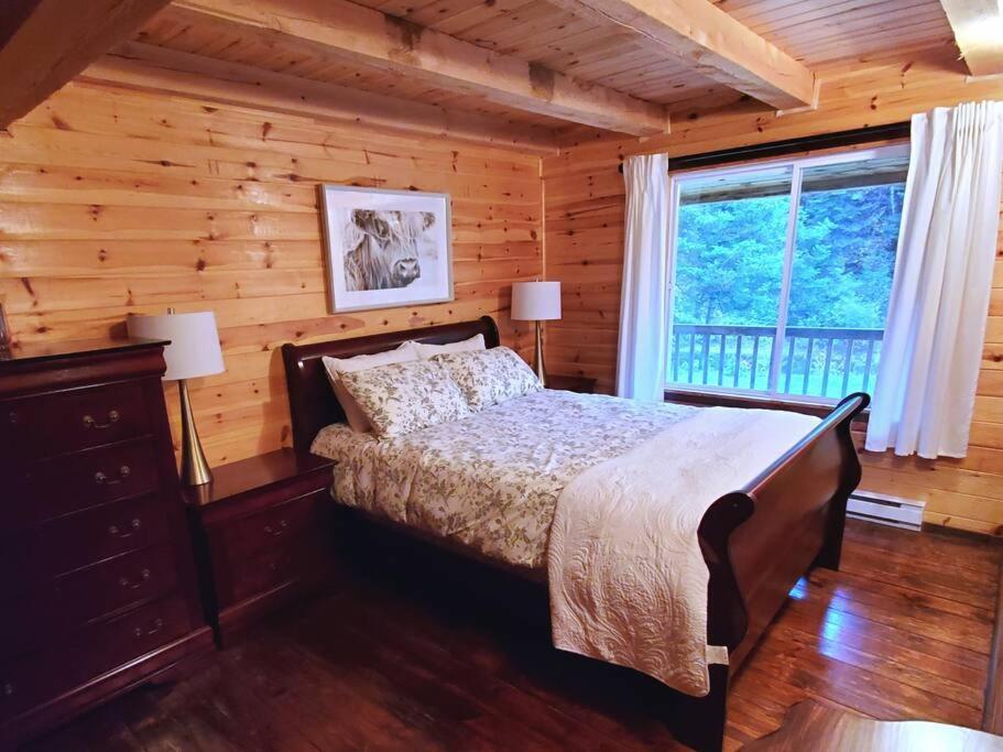 Chalet Riviere - Bord De Riviere - Romantique Saint-Alexis-des-Monts Exterior photo