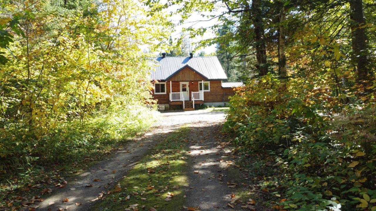 Chalet Riviere - Bord De Riviere - Romantique Saint-Alexis-des-Monts Exterior photo